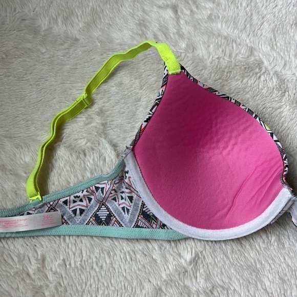 PINK VS Aztec Wear Everywhere Push-up Bra - Picture 7 of 9